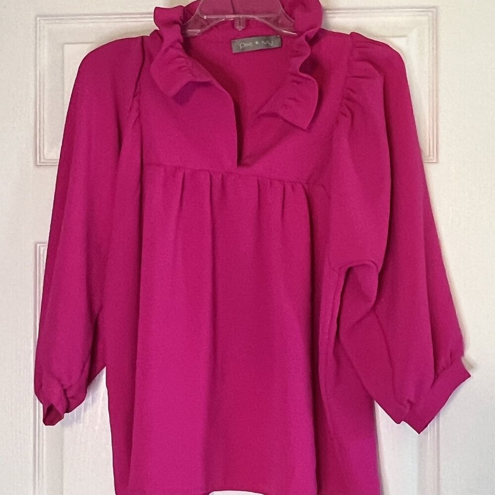 Pixi + Ivy Dressy Pink Top - Size Small - Ruffle Collar with V-Neck - ¾ Sleeves